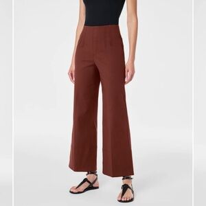 SPANX® Stretch Twill
Cropped Wide Leg Pant Sz M